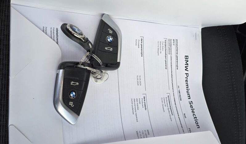 BMW X1  | 4×4 (stały) | Automatyczna | 190 KM | Biały full