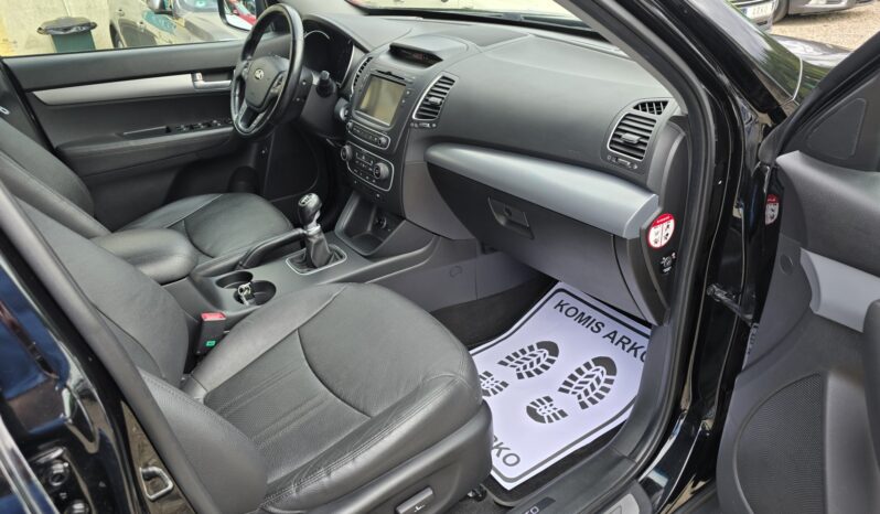KIA Sorento  | 4×4 (stały) | Manualna | 198 KM | Czarny full
