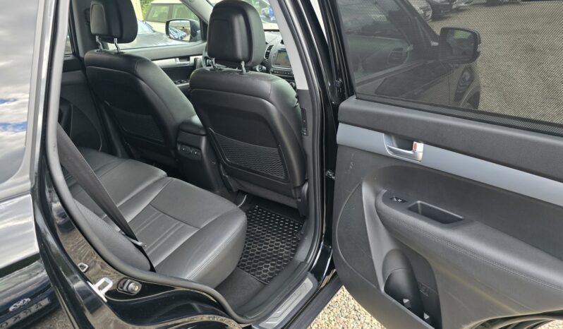 KIA Sorento  | 4×4 (stały) | Manualna | 198 KM | Czarny full