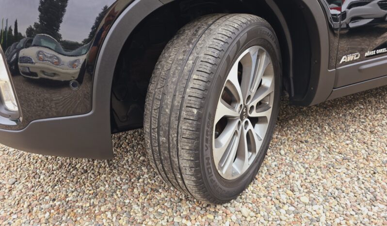 KIA Sorento  | 4×4 (stały) | Manualna | 198 KM | Czarny full