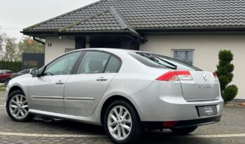 RENAULT   Laguna     140 KM    Manualna    FWD (przód)    Szary full