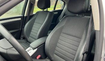 RENAULT   Laguna     140 KM    Manualna    FWD (przód)    Szary full