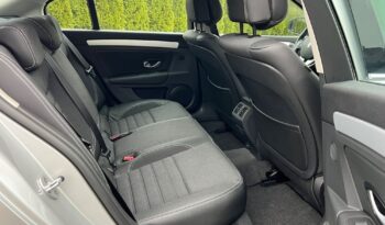 RENAULT   Laguna     140 KM    Manualna    FWD (przód)    Szary full