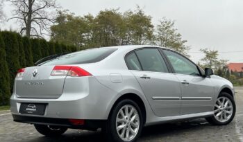 RENAULT   Laguna     140 KM    Manualna    FWD (przód)    Szary full