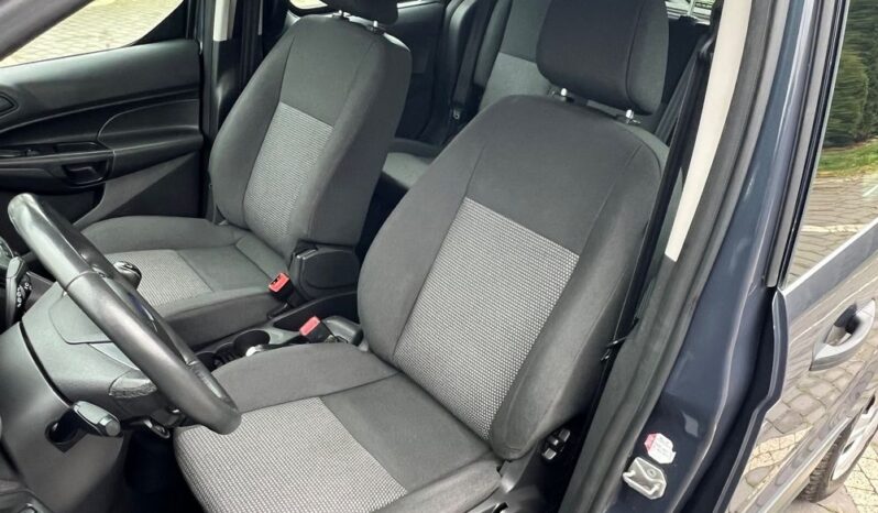 FORD   Tourneo Connect     95 KM    Manualna    FWD (przód)    Szary full