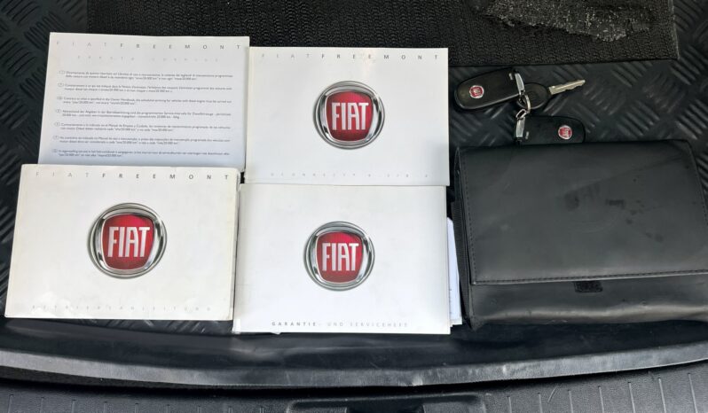 FIAT Freemont  | 4×4 (doł. automatycznie) | Automatyczna | 170 KM | Inny kolor full