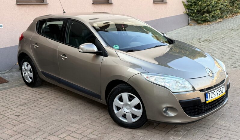 Renault Megane  | Fwd (Przód) | Manualna | 100 Km | Złoty