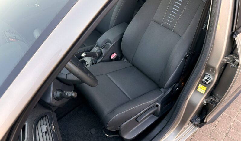 RENAULT Megane  | FWD (przód) | Manualna | 100 KM | Złoty full