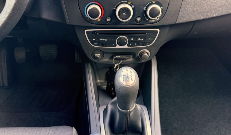 RENAULT Megane  | FWD (przód) | Manualna | 100 KM | Złoty full