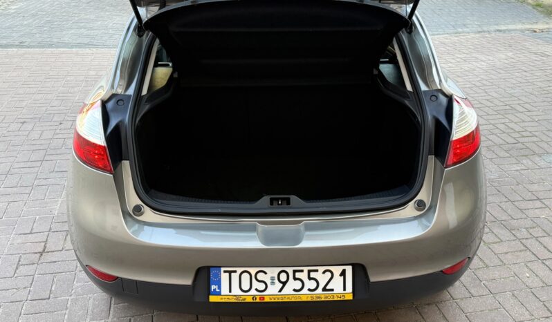 RENAULT Megane  | FWD (przód) | Manualna | 100 KM | Złoty full