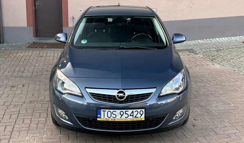 OPEL Astra | FWD (przód) | Manualna | 180 KM | Niebieski full
