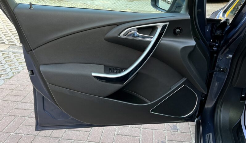 OPEL Astra | FWD (przód) | Manualna | 180 KM | Niebieski full