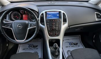 OPEL Astra | FWD (przód) | Manualna | 180 KM | Niebieski full