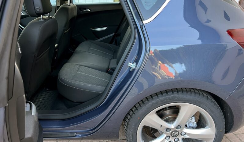 OPEL Astra | FWD (przód) | Manualna | 180 KM | Niebieski full