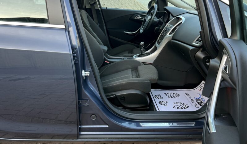 OPEL Astra | FWD (przód) | Manualna | 180 KM | Niebieski full