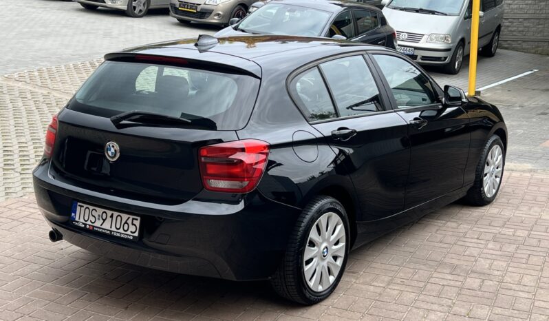 BMW Seria 1  | RWD (tył) | Manualna | 136 KM | Czarny full