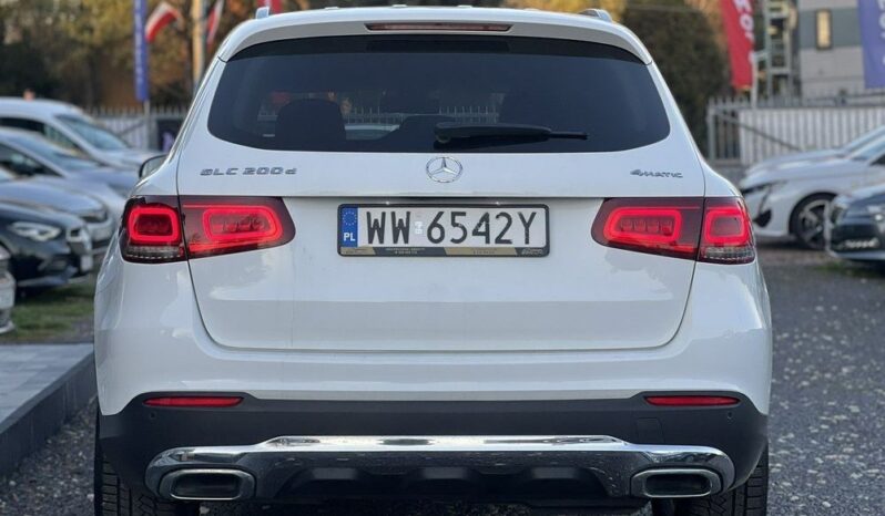 MERCEDES-BENZ GLC  | 4×4 (doł. automatycznie) | Automatyczna | 163 KM | Biały full