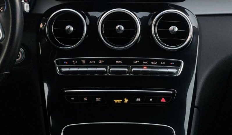 MERCEDES-BENZ GLC  | 4×4 (doł. automatycznie) | Automatyczna | 163 KM | Biały full