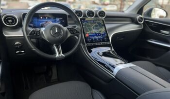 MERCEDES-BENZ GLC  | 4×4 (doł. automatycznie) | Automatyczna | 194 KM | Czarny full