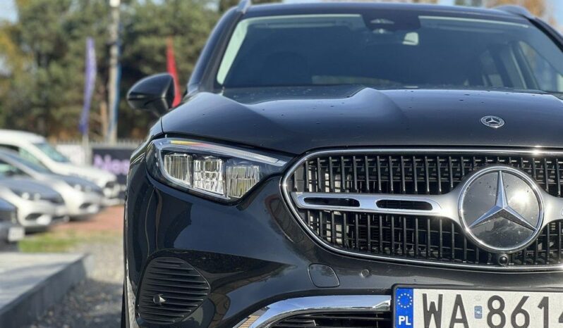 MERCEDES-BENZ GLC  | 4×4 (doł. automatycznie) | Automatyczna | 194 KM | Czarny full