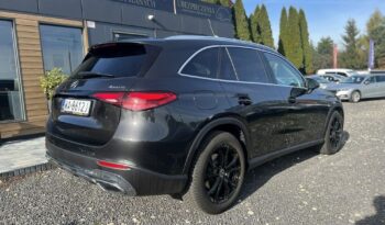 MERCEDES-BENZ GLC  | 4×4 (doł. automatycznie) | Automatyczna | 204 KM | Czarny full