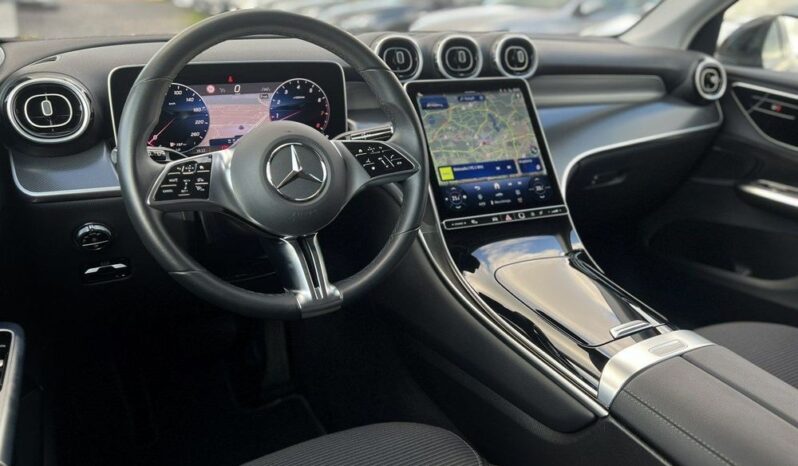 MERCEDES-BENZ GLC  | 4×4 (doł. automatycznie) | Automatyczna | 204 KM | Czarny full