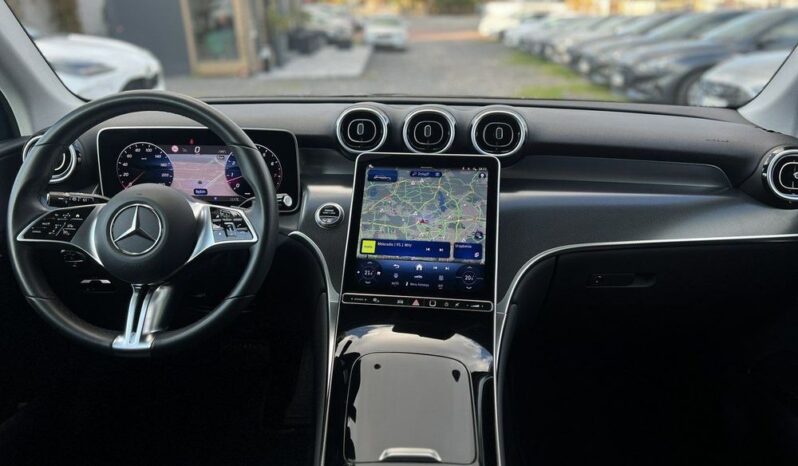 MERCEDES-BENZ GLC  | 4×4 (doł. automatycznie) | Automatyczna | 204 KM | Czarny full