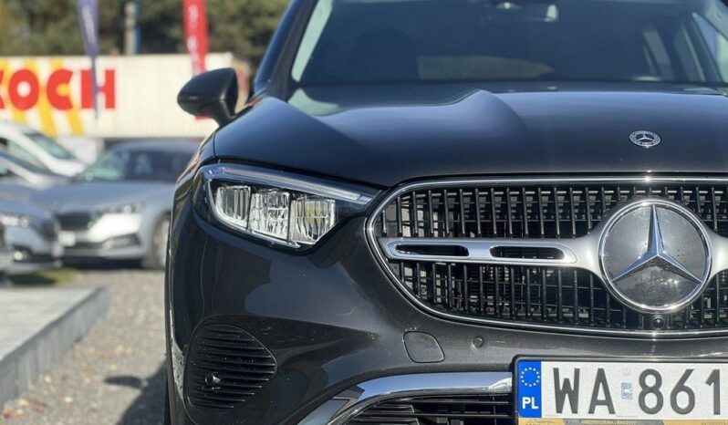MERCEDES-BENZ GLC  | 4×4 (doł. automatycznie) | Automatyczna | 204 KM | Czarny full