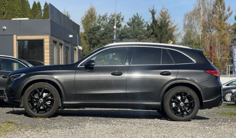 MERCEDES-BENZ GLC  | 4×4 (doł. automatycznie) | Automatyczna | 204 KM | Czarny full