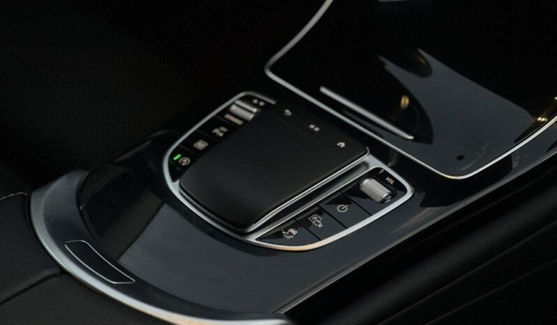 MERCEDES-BENZ GLC  | 4×4 (doł. automatycznie) | Automatyczna | 163 KM | Biały full