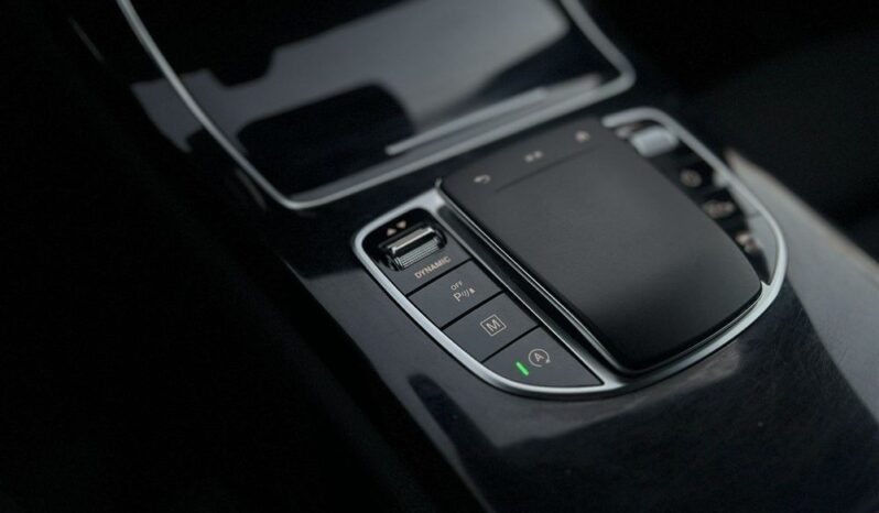 MERCEDES-BENZ GLC  | 4×4 (doł. automatycznie) | Automatyczna | 163 KM | Biały full