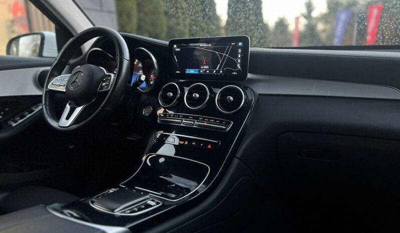 MERCEDES-BENZ GLC  | 4×4 (doł. automatycznie) | Automatyczna | 163 KM | Biały full