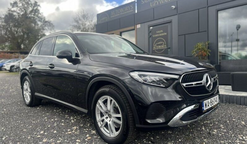 MERCEDES-BENZ GLC  | 4×4 (doł. automatycznie) | Automatyczna | 194 KM | Czarny full