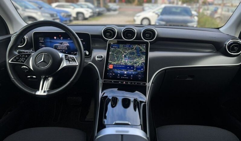 MERCEDES-BENZ GLC  | 4×4 (doł. automatycznie) | Automatyczna | 194 KM | Czarny full