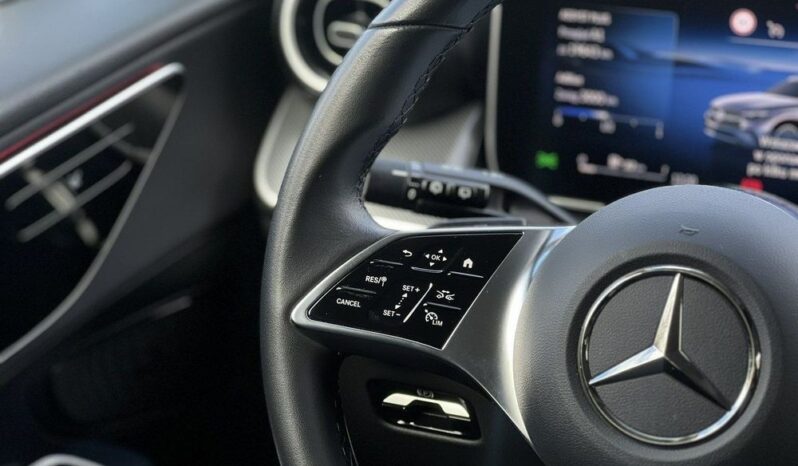 MERCEDES-BENZ GLC  | 4×4 (doł. automatycznie) | Automatyczna | 194 KM | Czarny full