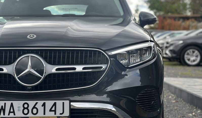 MERCEDES-BENZ GLC  | 4×4 (doł. automatycznie) | Automatyczna | 194 KM | Czarny full