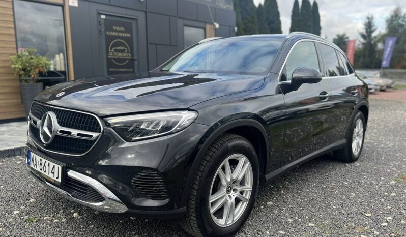 MERCEDES-BENZ GLC  | 4×4 (doł. automatycznie) | Automatyczna | 194 KM | Czarny full