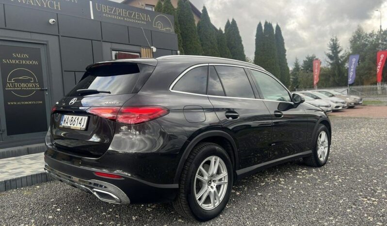 MERCEDES-BENZ GLC  | 4×4 (doł. automatycznie) | Automatyczna | 194 KM | Czarny full