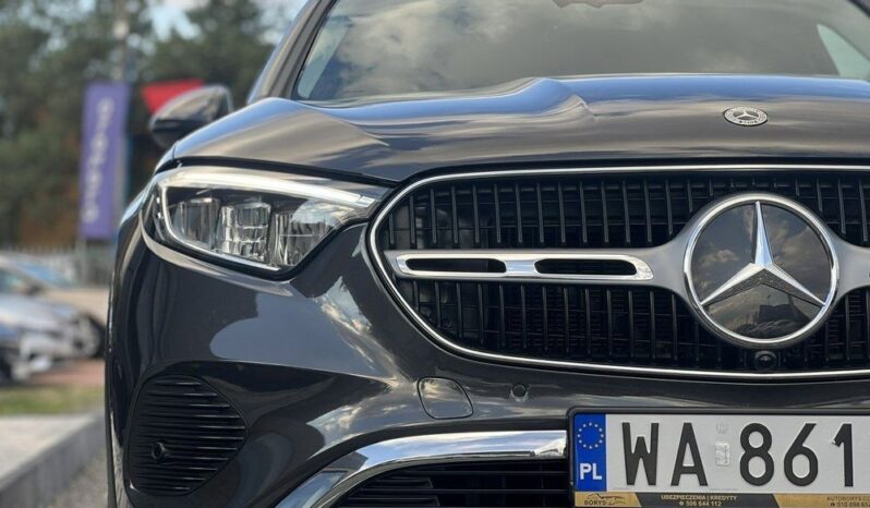 MERCEDES-BENZ GLC  | 4×4 (doł. automatycznie) | Automatyczna | 204 KM | Czarny full