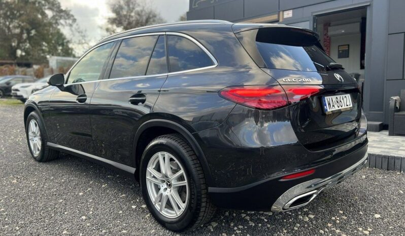 MERCEDES-BENZ GLC  | 4×4 (doł. automatycznie) | Automatyczna | 204 KM | Czarny full