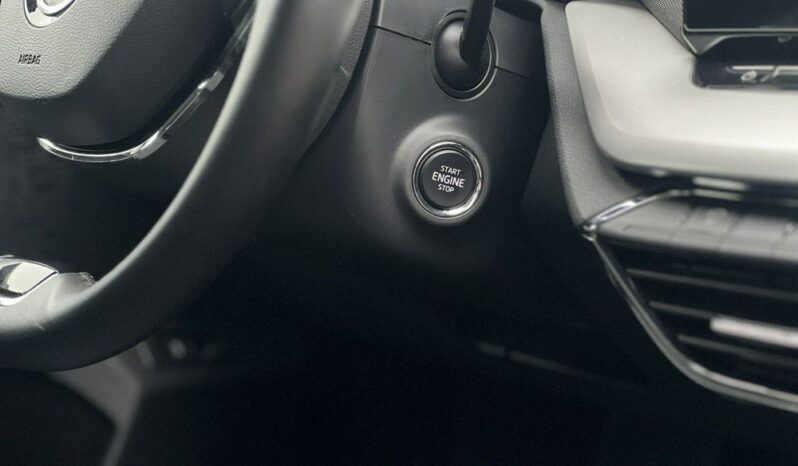 SKODA Octavia  | FWD (przód) | Manualna | 150 KM | Niebieski full