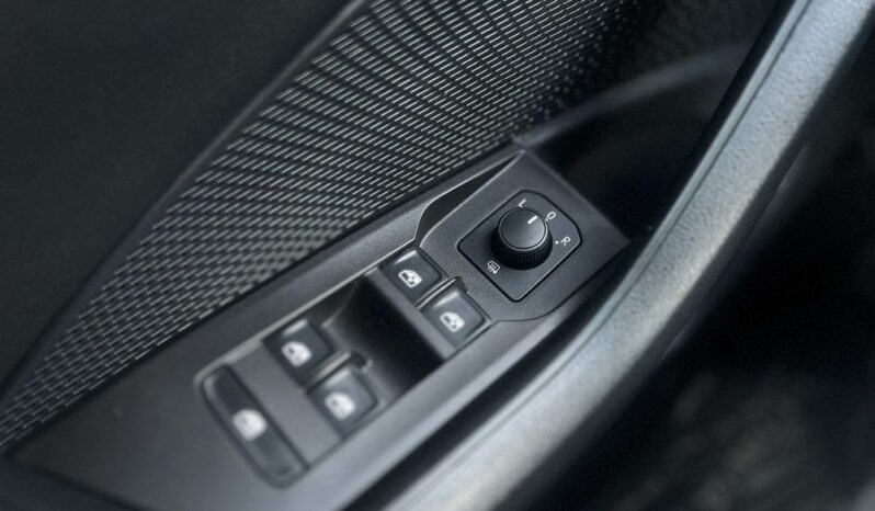 SKODA Octavia  | FWD (przód) | Manualna | 115 KM | Szary full