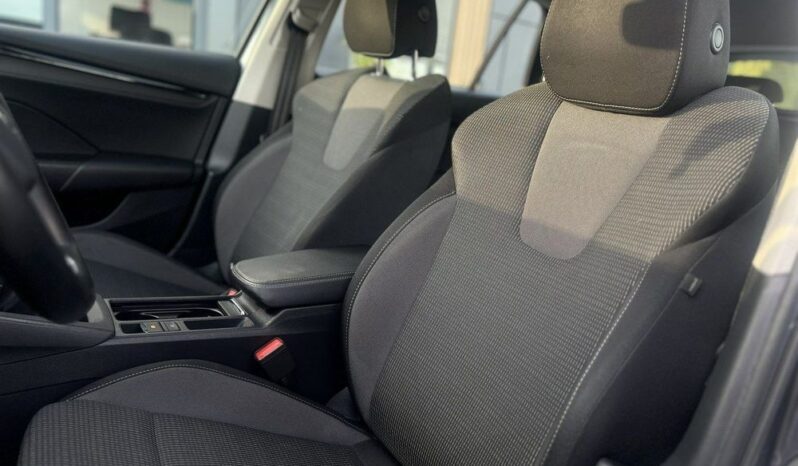 SKODA Octavia  | FWD (przód) | Manualna | 115 KM | Szary full