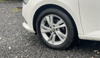 SKODA Fabia  | FWD (przód) | Manualna | 95 KM | Biały full