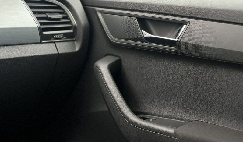 SKODA Fabia  | FWD (przód) | Manualna | 95 KM | Biały full