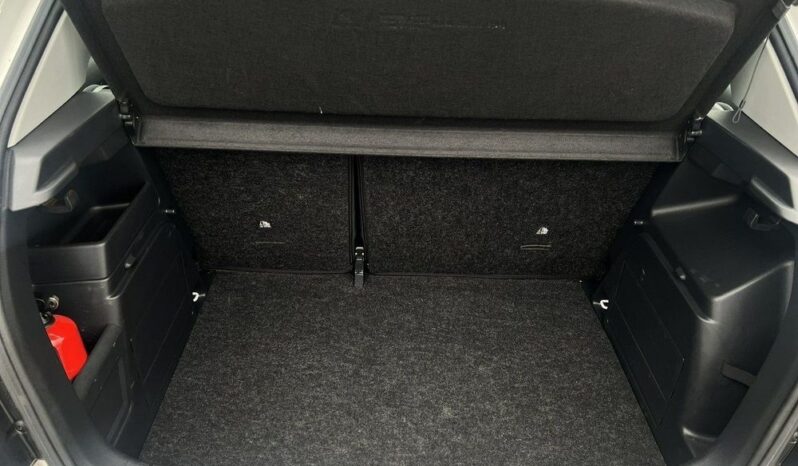 SKODA Fabia  | FWD (przód) | Manualna | 95 KM | Biały full