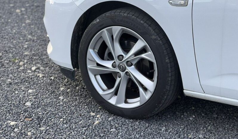 OPEL Astra | FWD (przód) | Manualna | 145 KM | Biały full