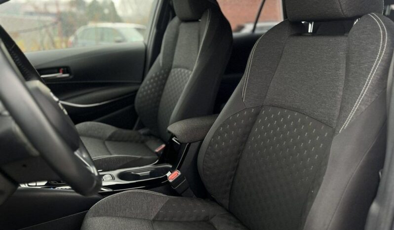 TOYOTA Corolla  | FWD (przód) | Automatyczna | 140 KM | Biały full