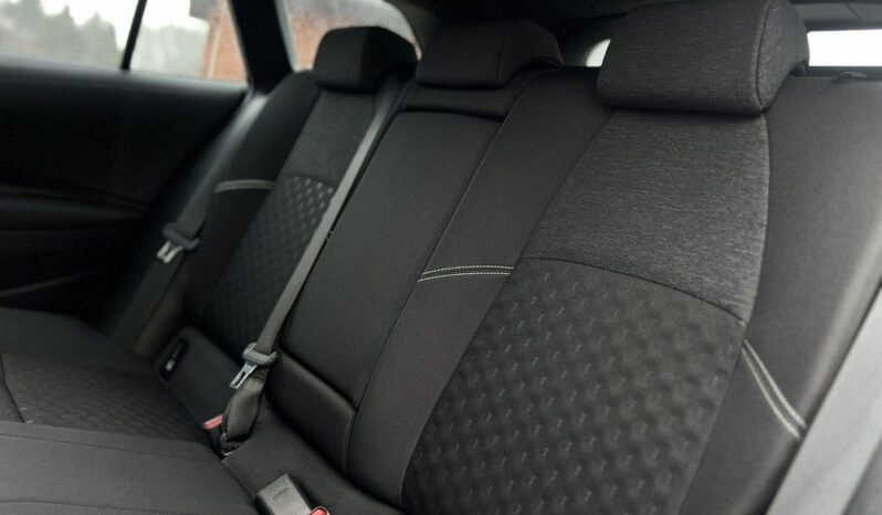 TOYOTA Corolla  | FWD (przód) | Automatyczna | 140 KM | Biały full