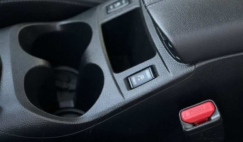 NISSAN Qashqai  | FWD (przód) | Manualna | 140 KM | Biały full